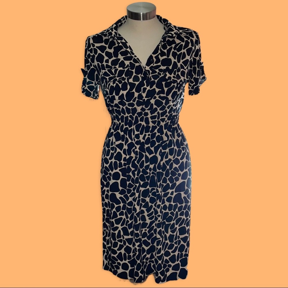 NWOT BEAUTIFUL ANIMAL PRINT DRESS
